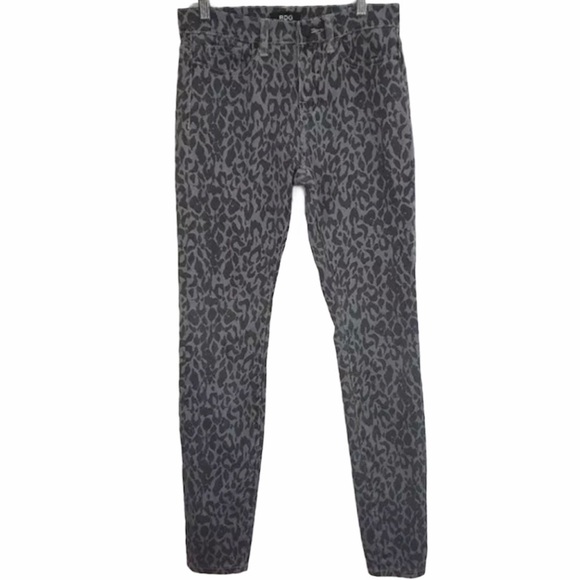 UO BDG leopard high rise cigarette ankle jeans 25 - Picture 2 of 6